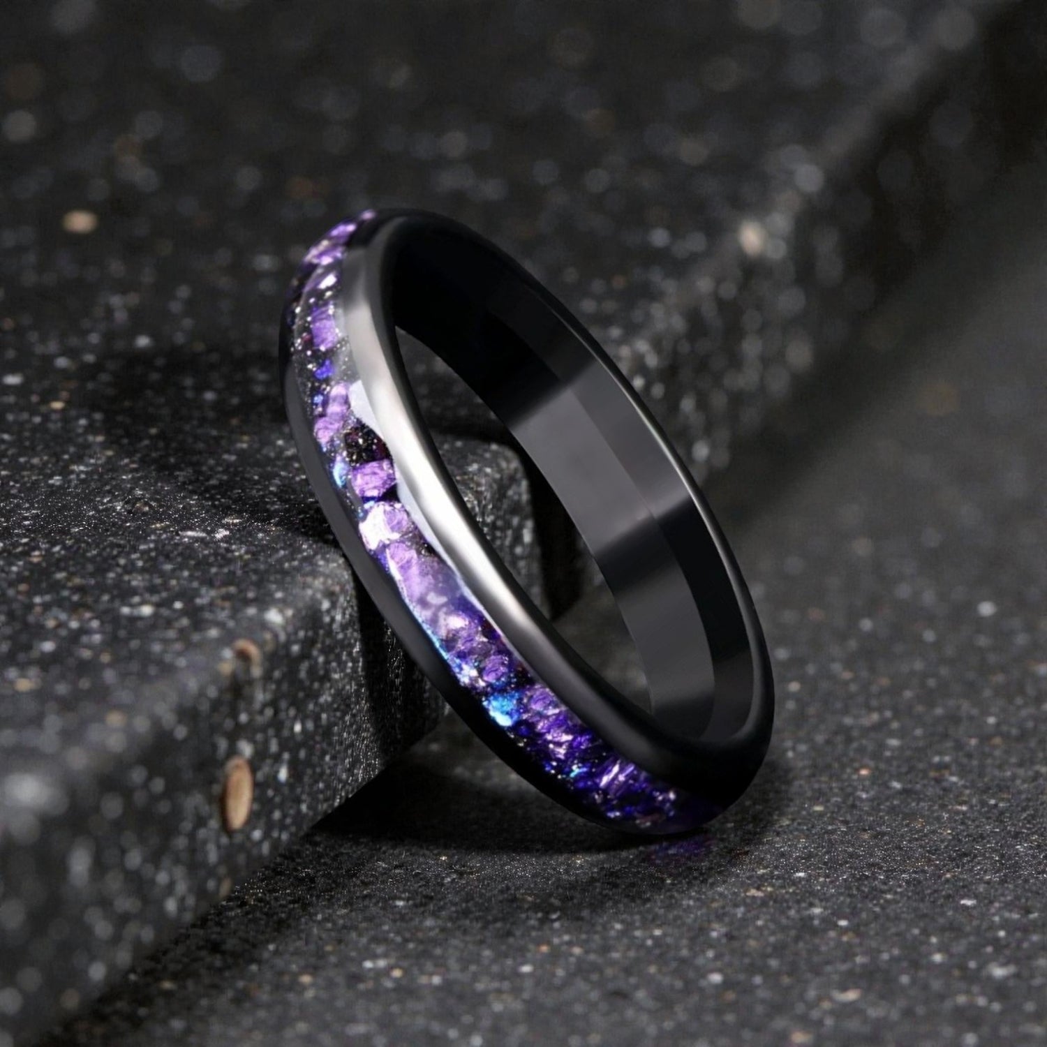 Anel em Aço de Tungsténio com Incrustação Mineral