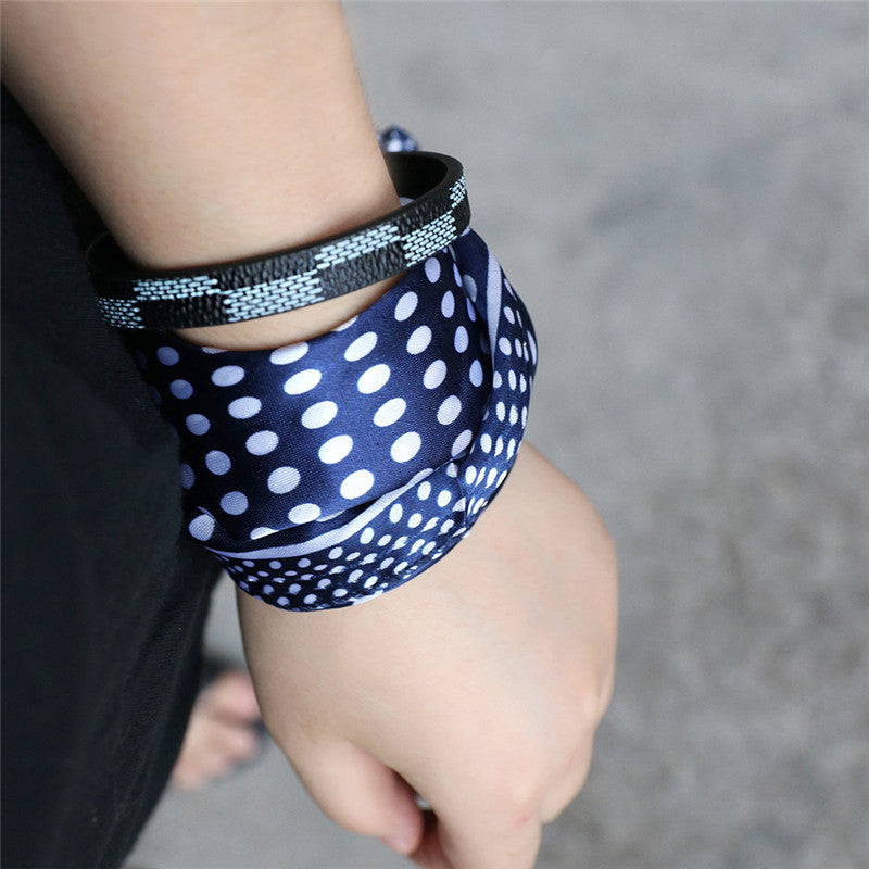 Pulseira de Couro e Aço Inoxidável