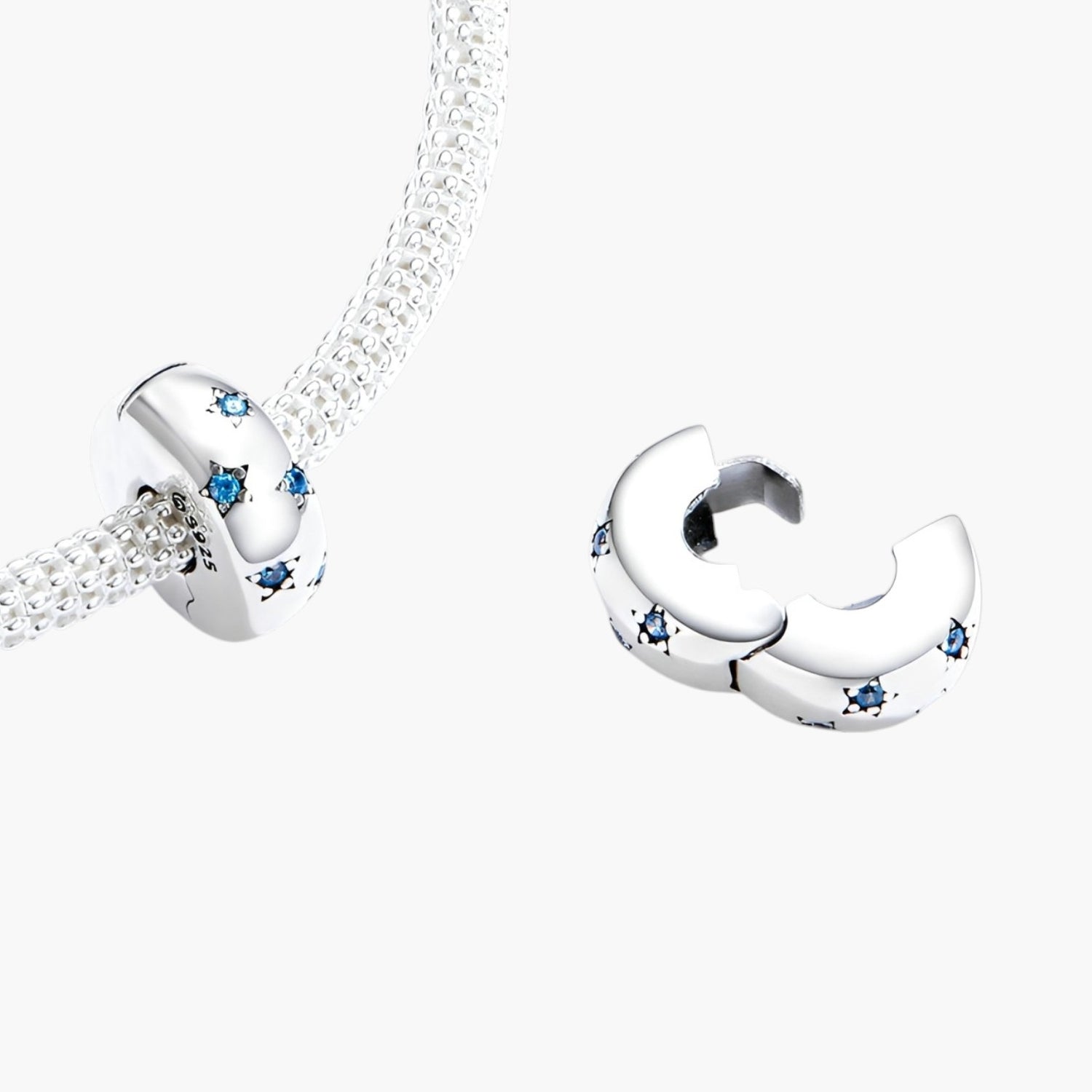 Charm em Prata de Lei 925 com Zircónias Azul-Marinho