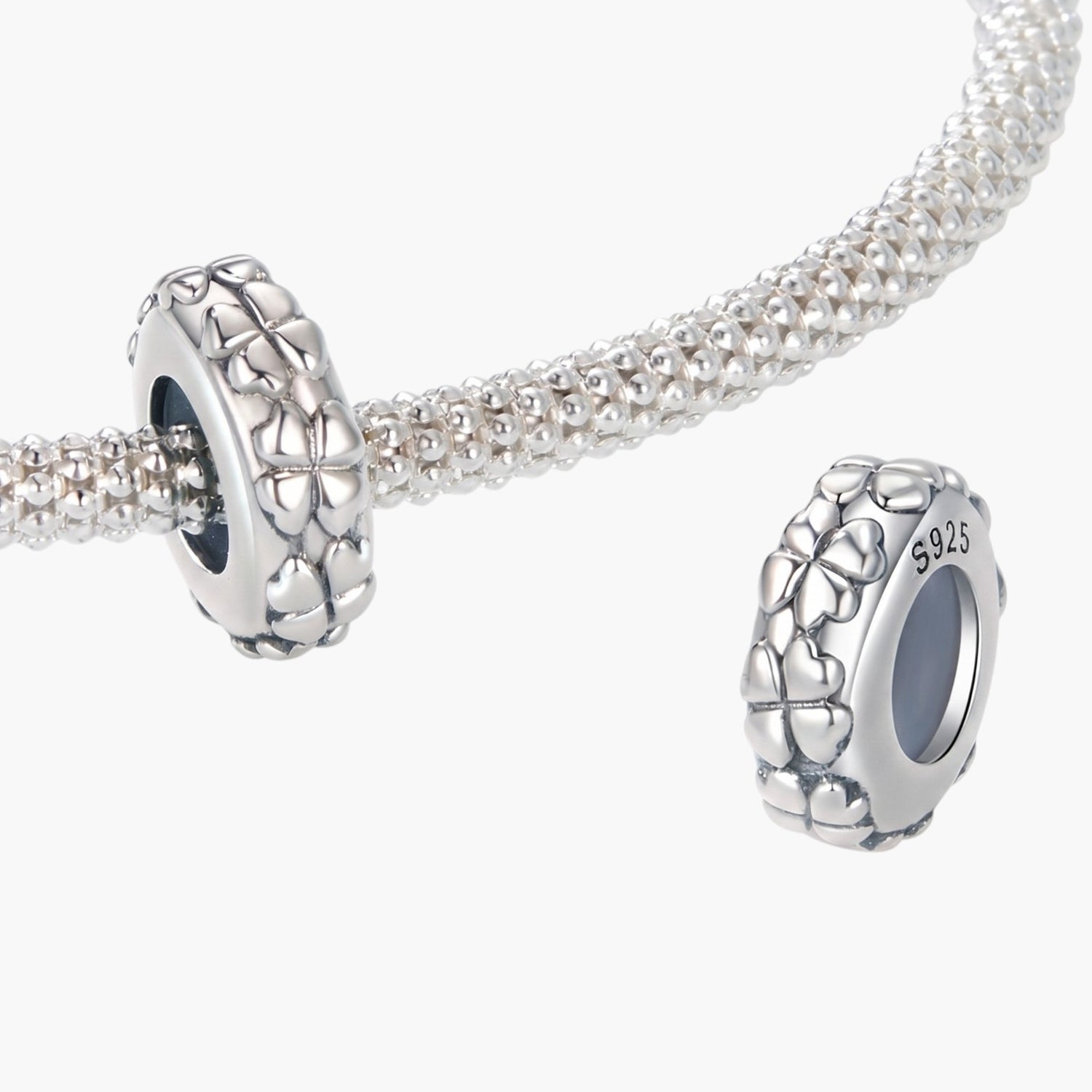 Charm Trevo em Prata de Lei 925