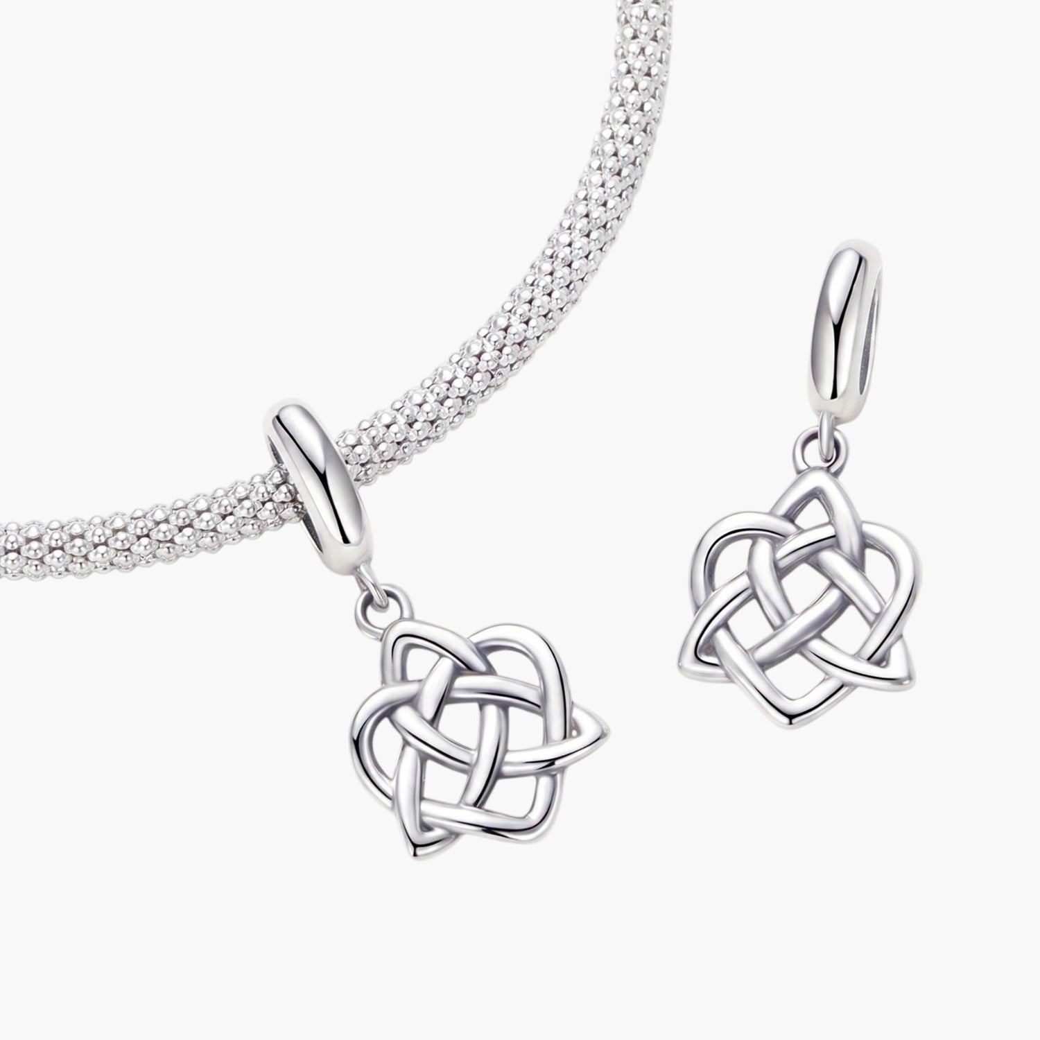 Charm Pendente Nó Celta em Prata de Lei 925