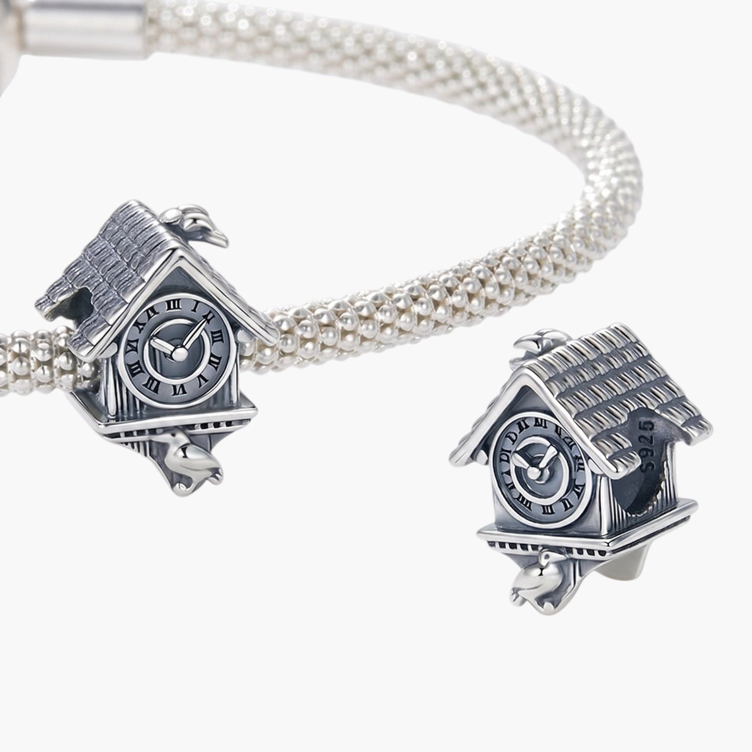 Charm Relógio Cuco em Prata de Lei 925