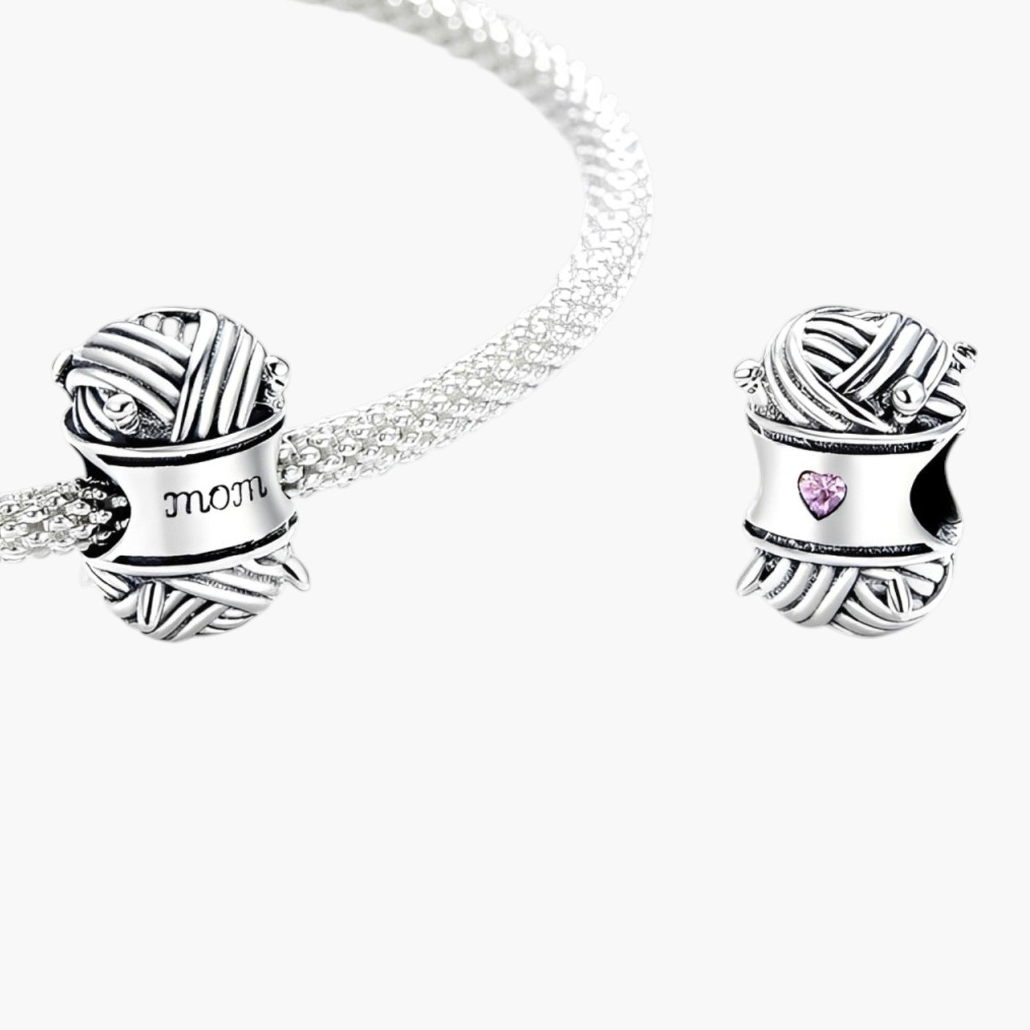 Charm Novelo de Lã em Prata de Lei 925