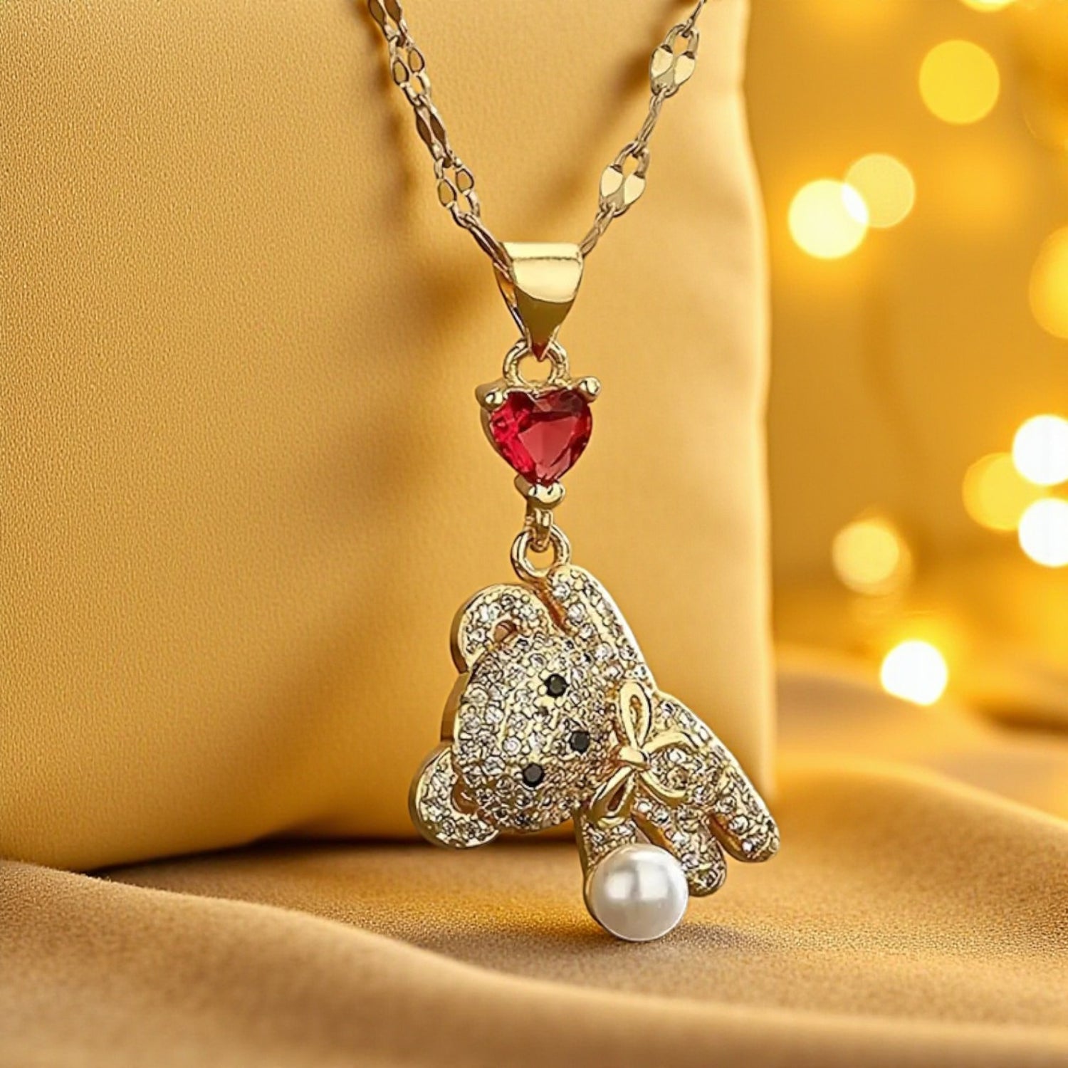 Colar Ursinho Encantado com Coração e Pérola