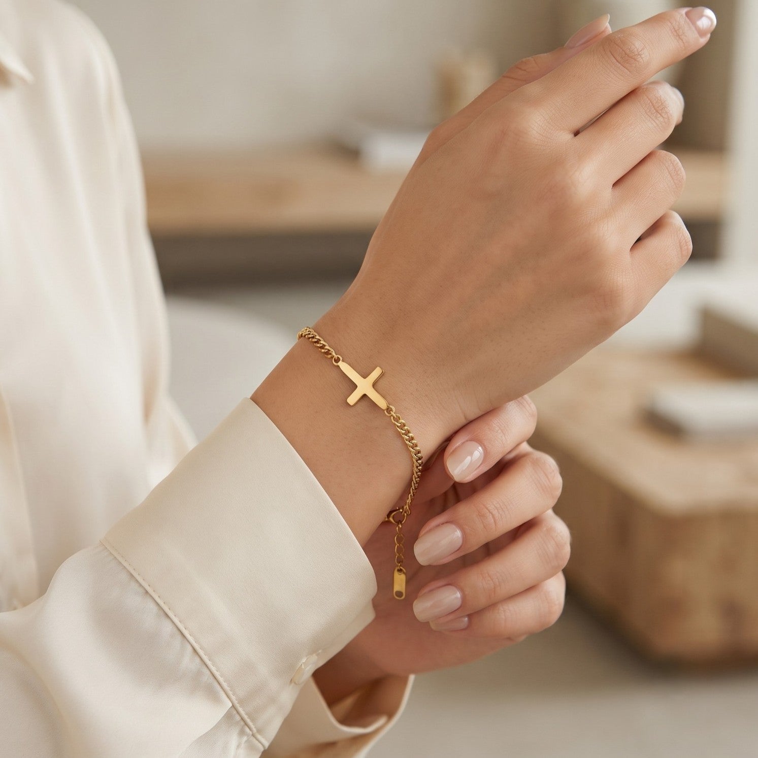 Pulseira Cruz em Aço Inoxidável