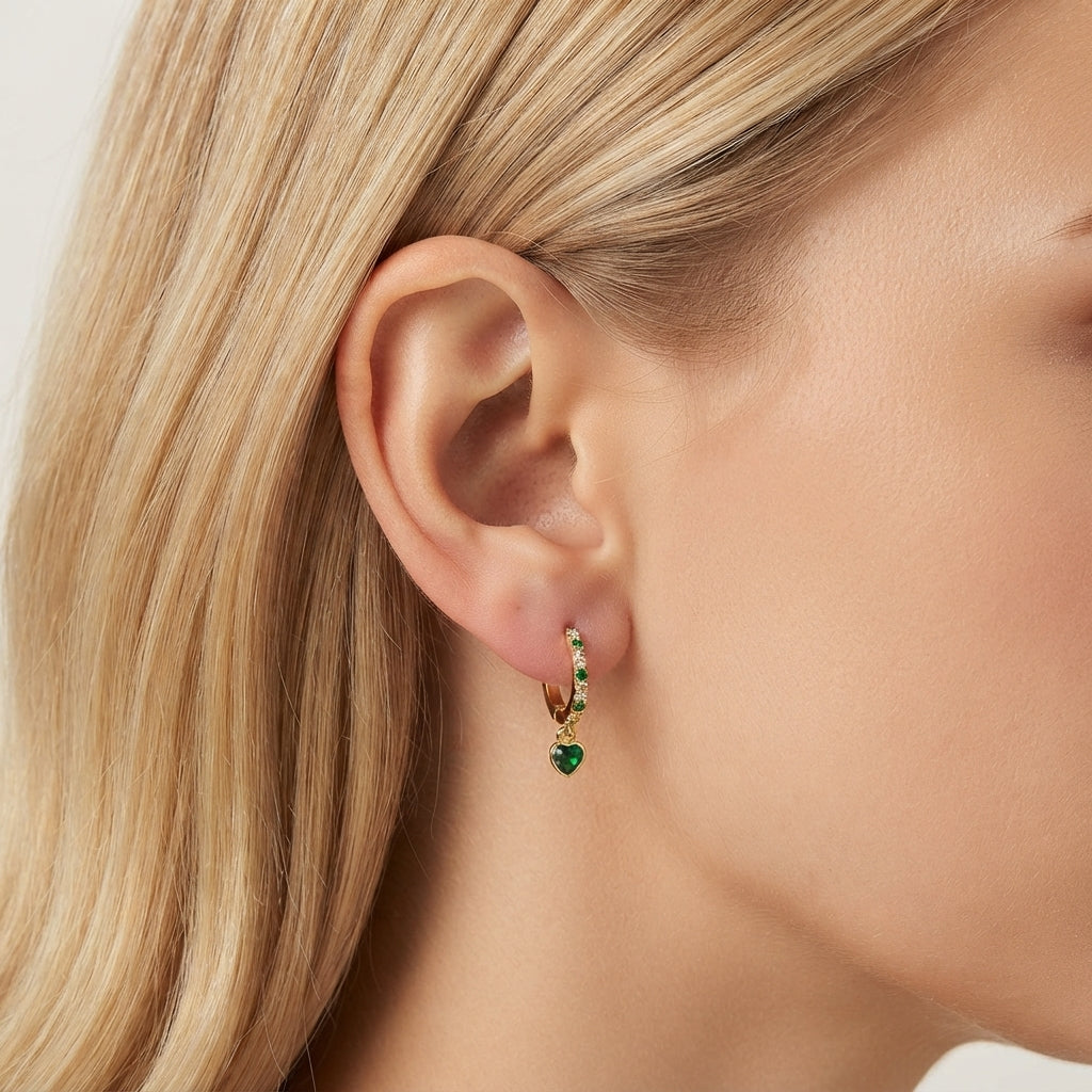 Pendientes de Aro en Plata de Ley 925 con Corazón Colgante y Circonitas