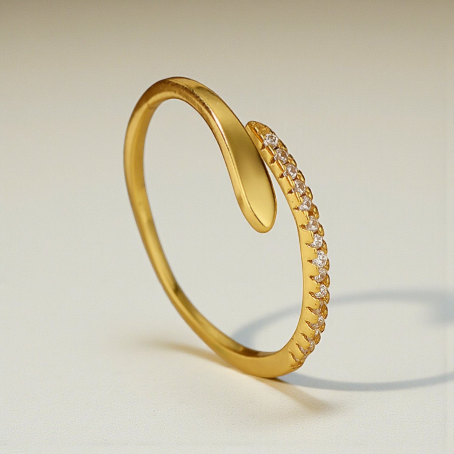 Anel Serene em Prata com Zircónias