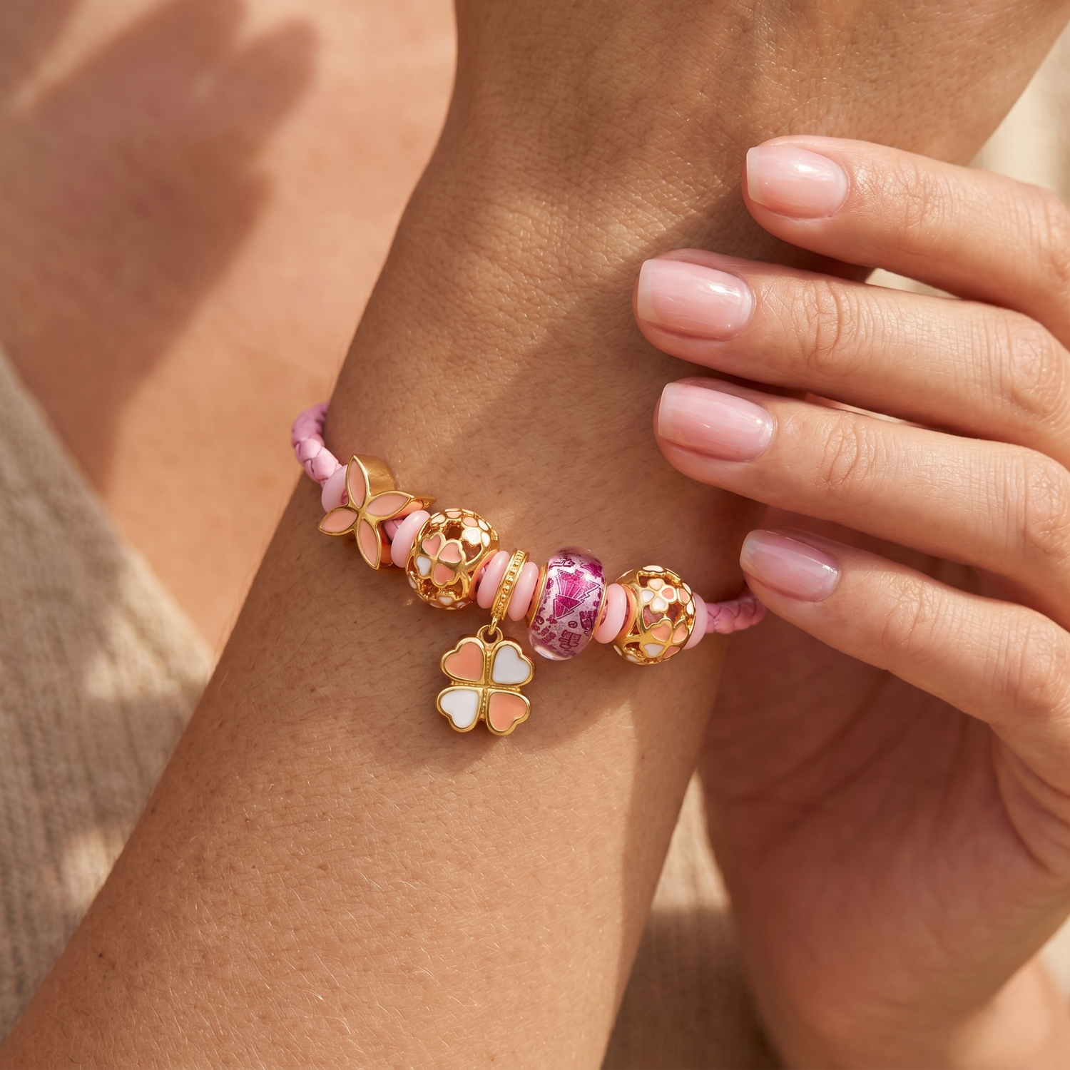Pulseira Elegante Trevo & Coração