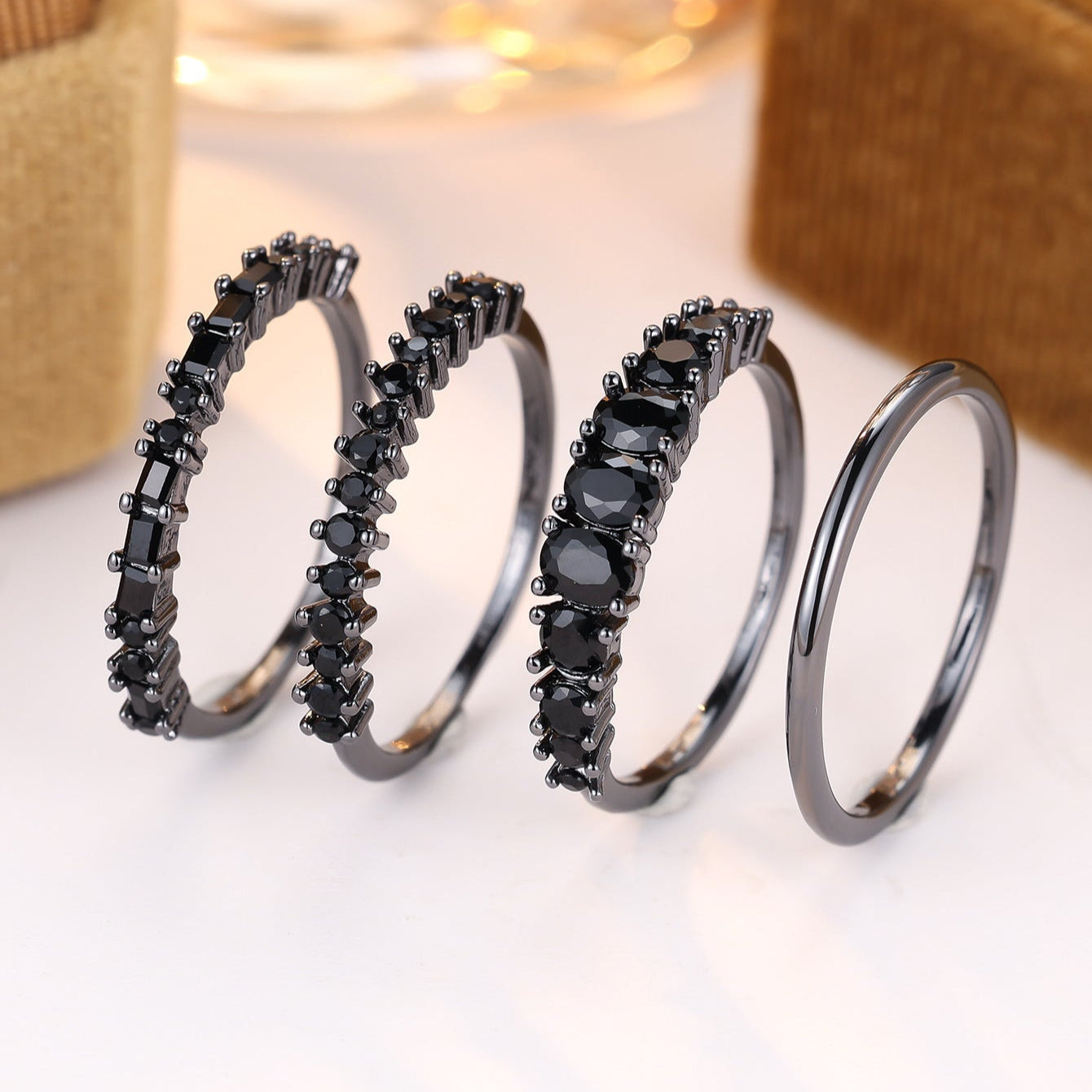 Conjunto de 4 Anéis Minimalistas