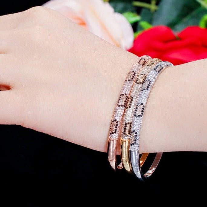 Pulseira com Zircônia Cúbica