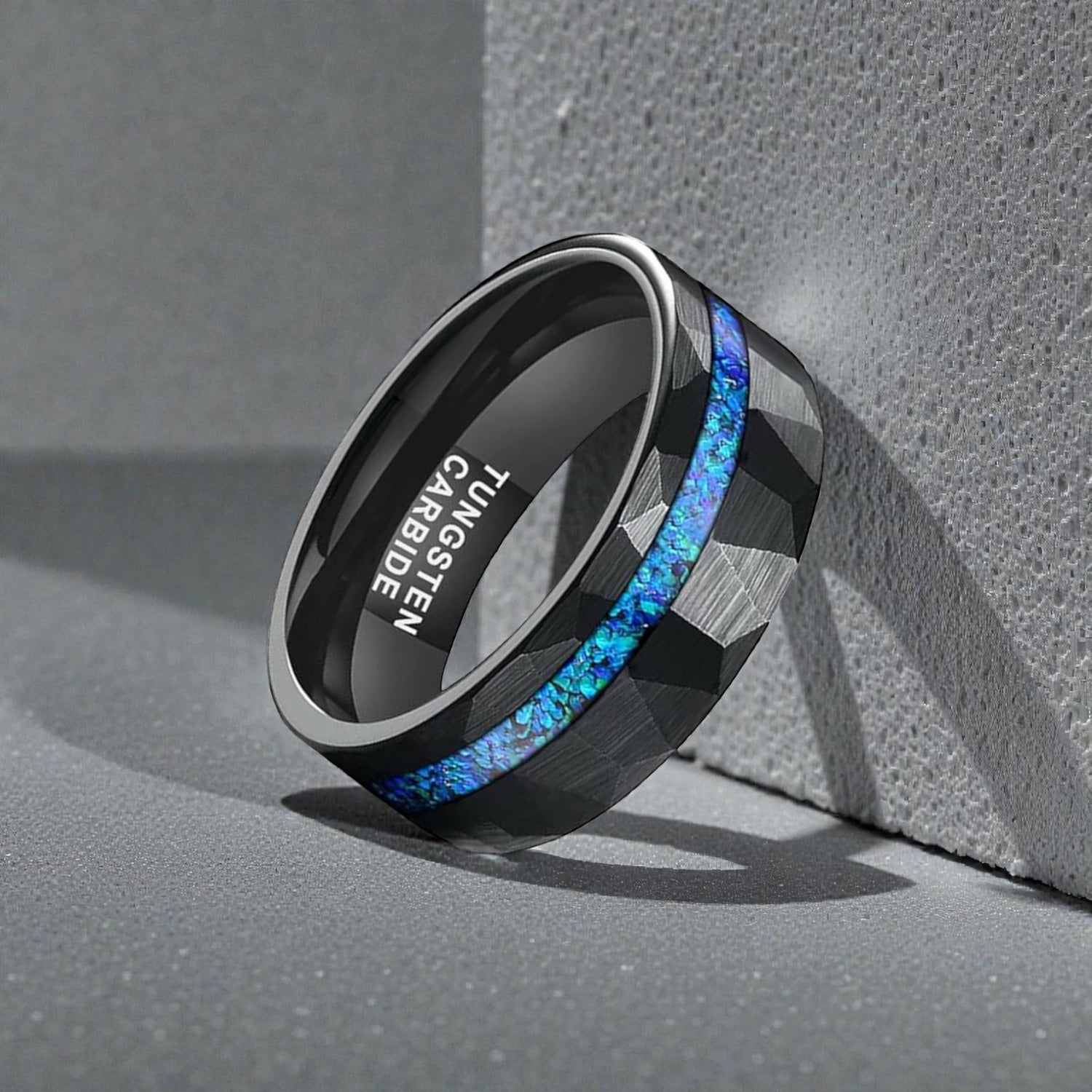 Anel de Tungsténio com Incrustação de Opala Azul