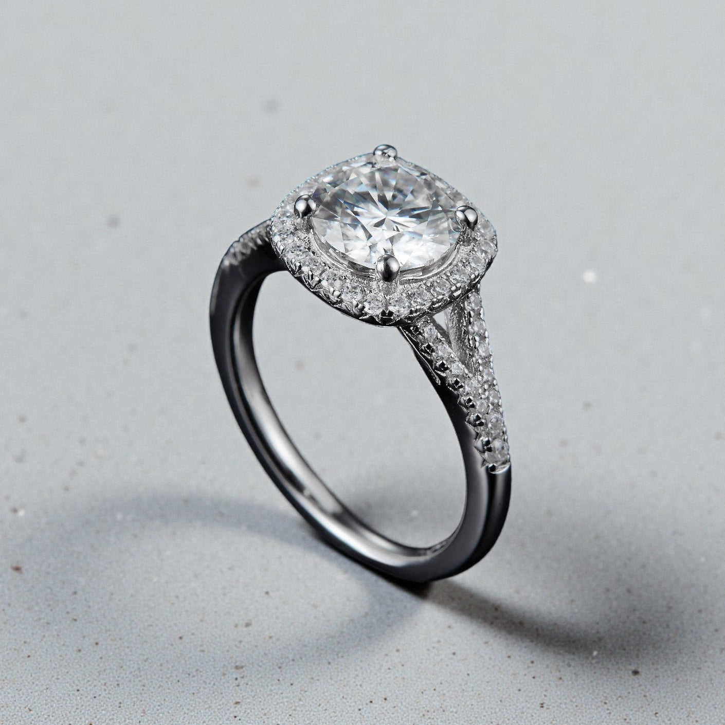 Anel em Prata 925 com Moissanite