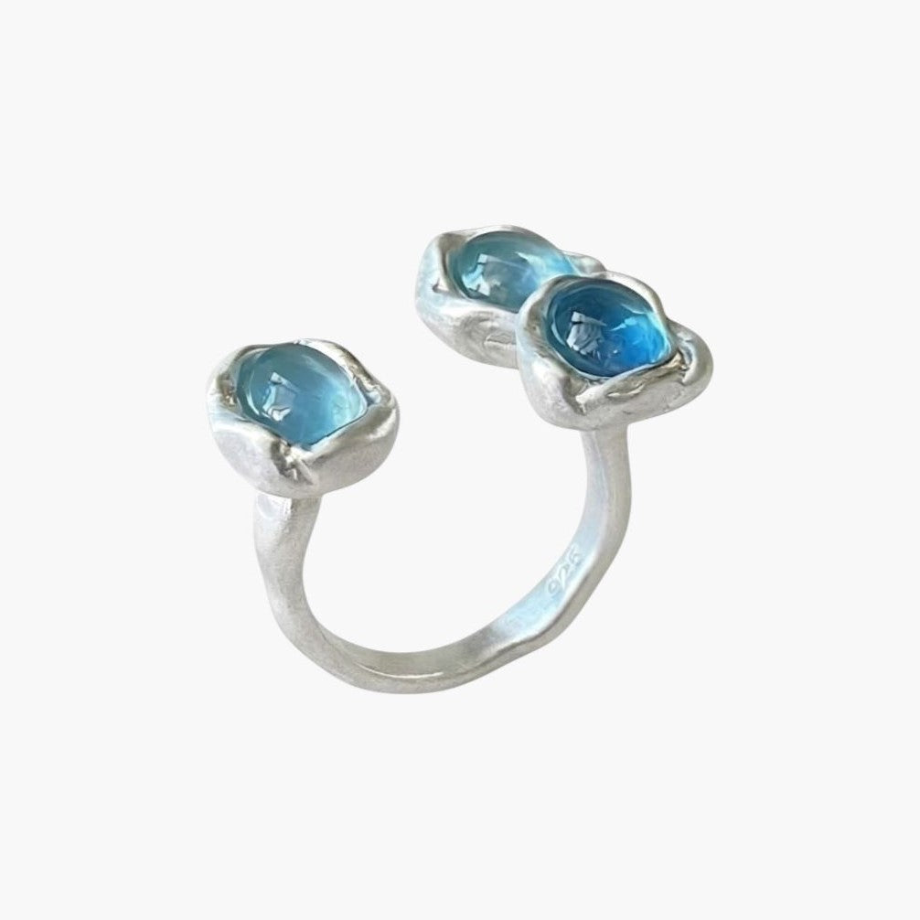 Anillo Ajustable con Piedras Ovaladas Azules