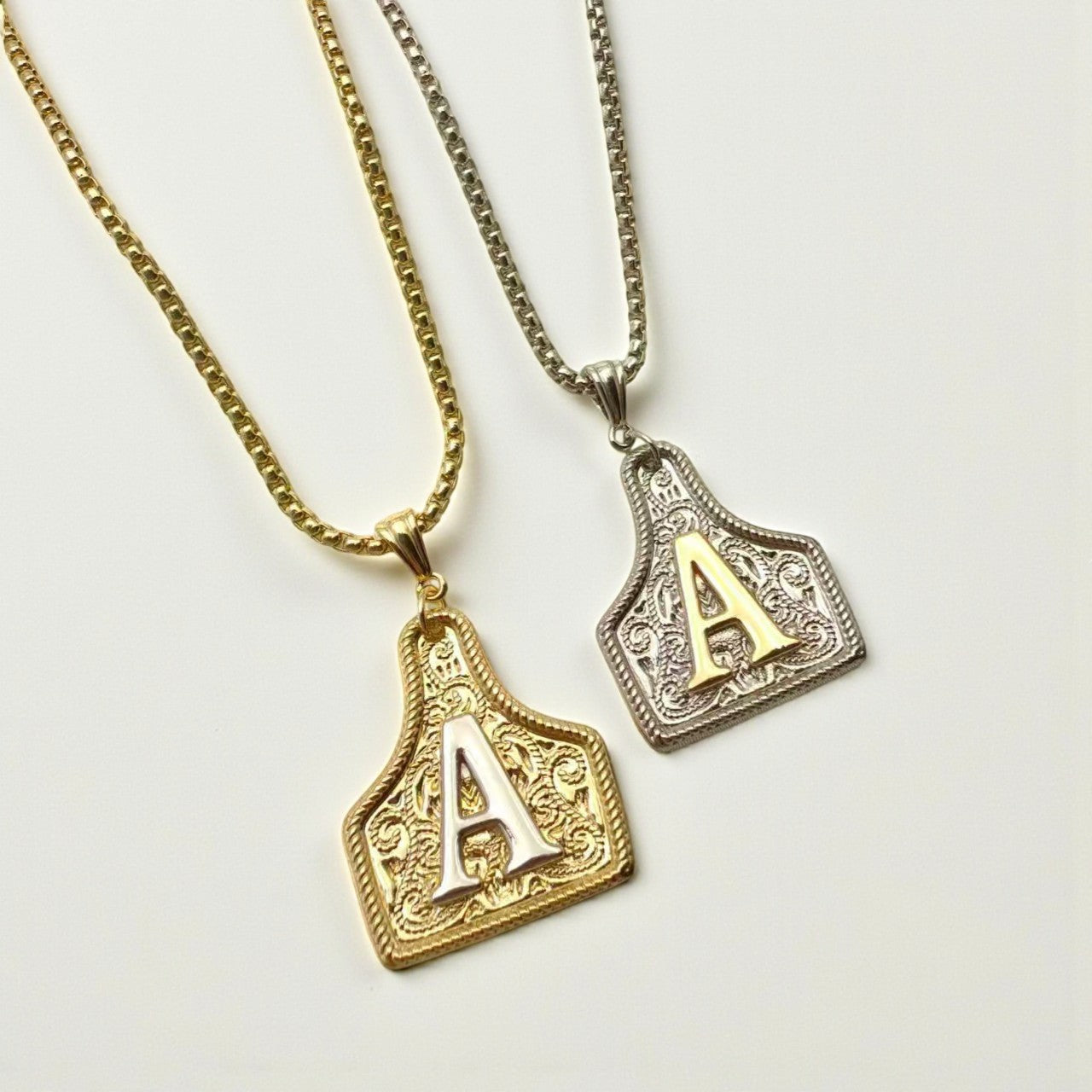 Colar Letra com Padrão