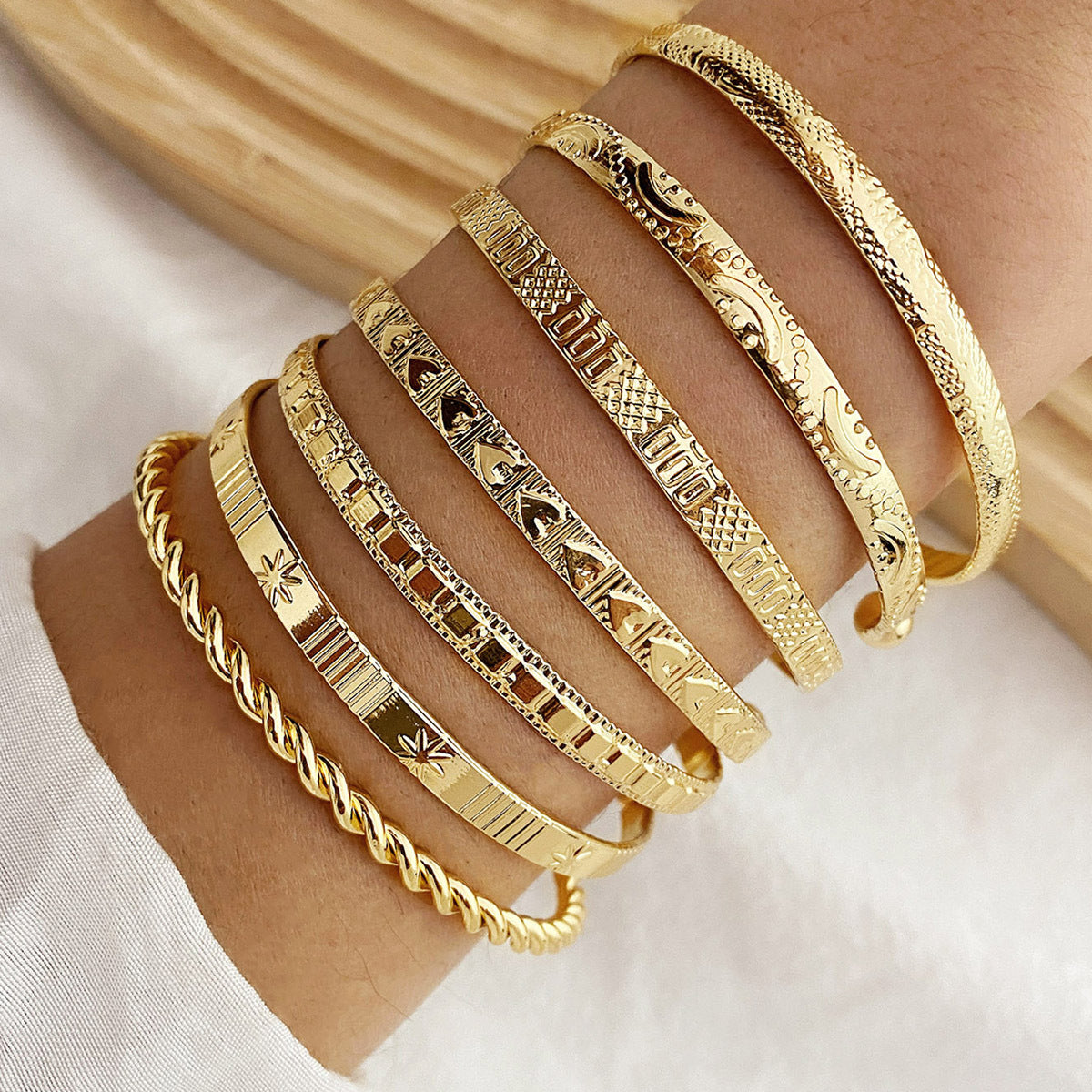 Conjunto de 7 Pulseiras Minimalistas