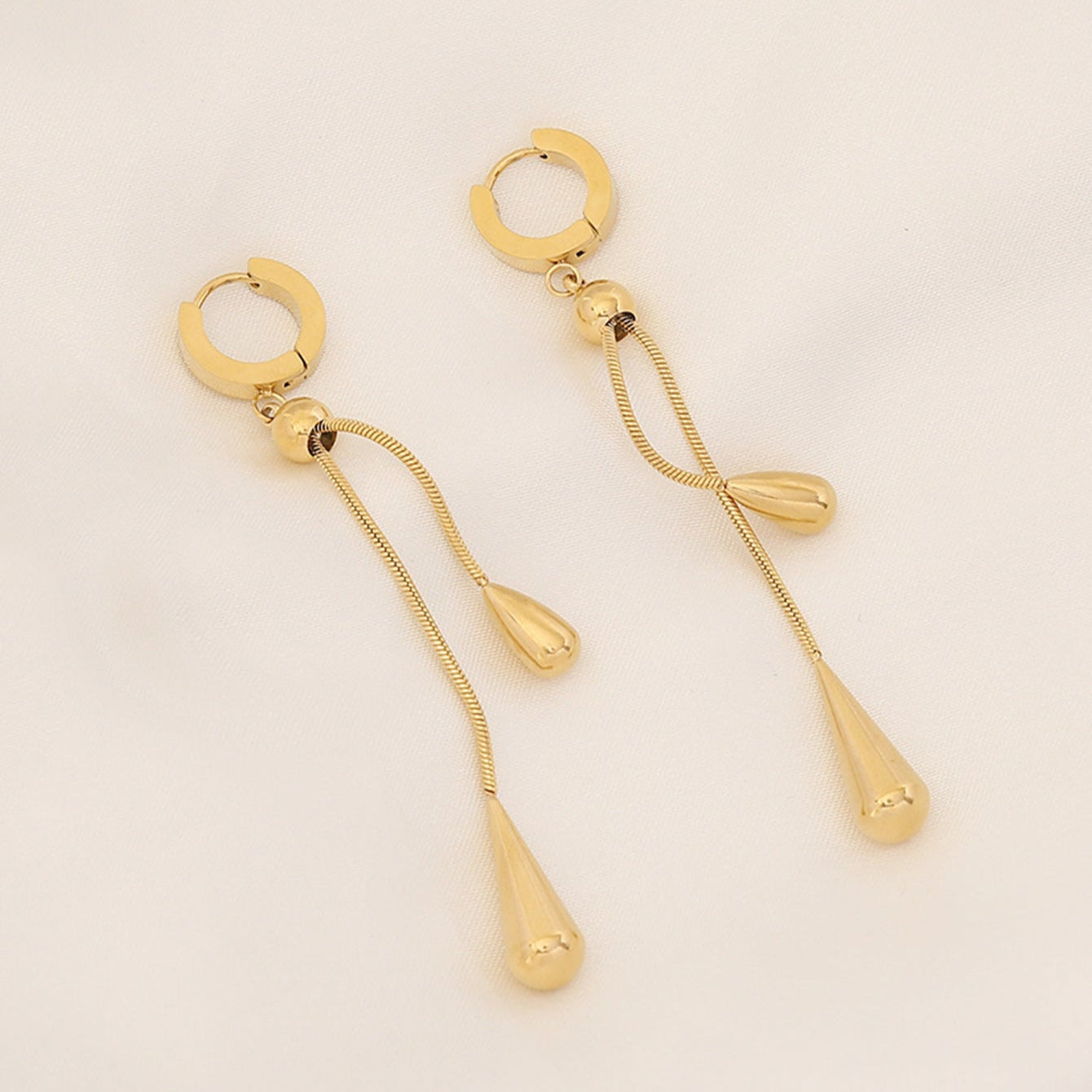 Collar y pendientes de acero inoxidable