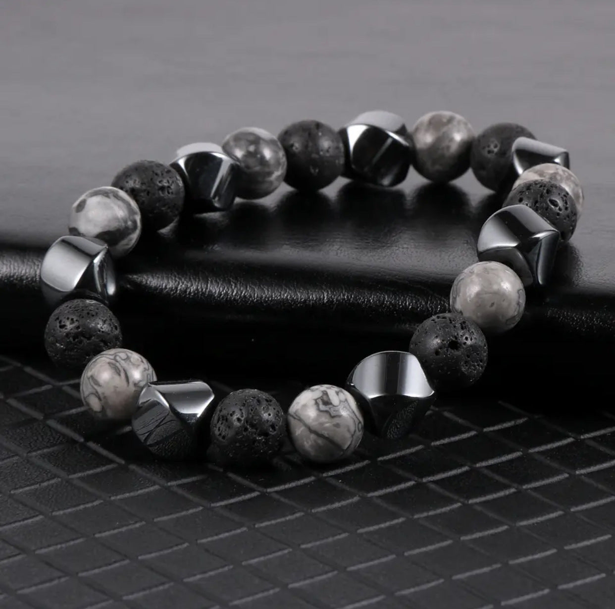 Bracelet in Natural Stone