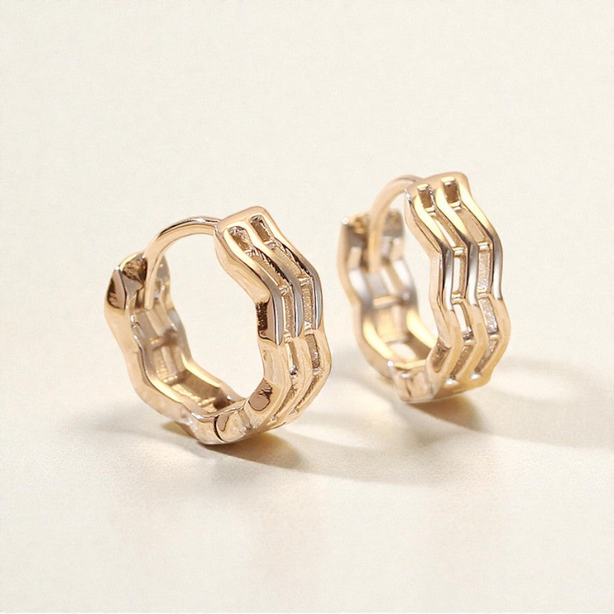 Brincos Minimalistas em Prata 925