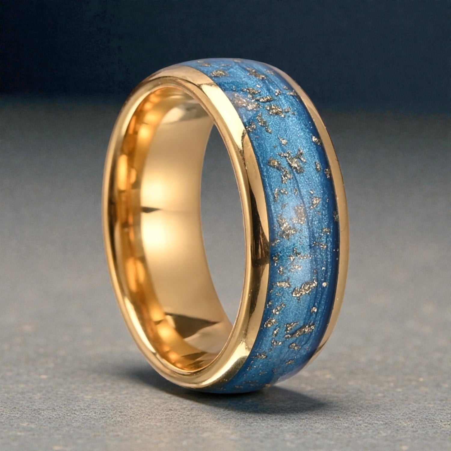 Anel de Tungsténio com Incrustação Azul e Folha de Ouro