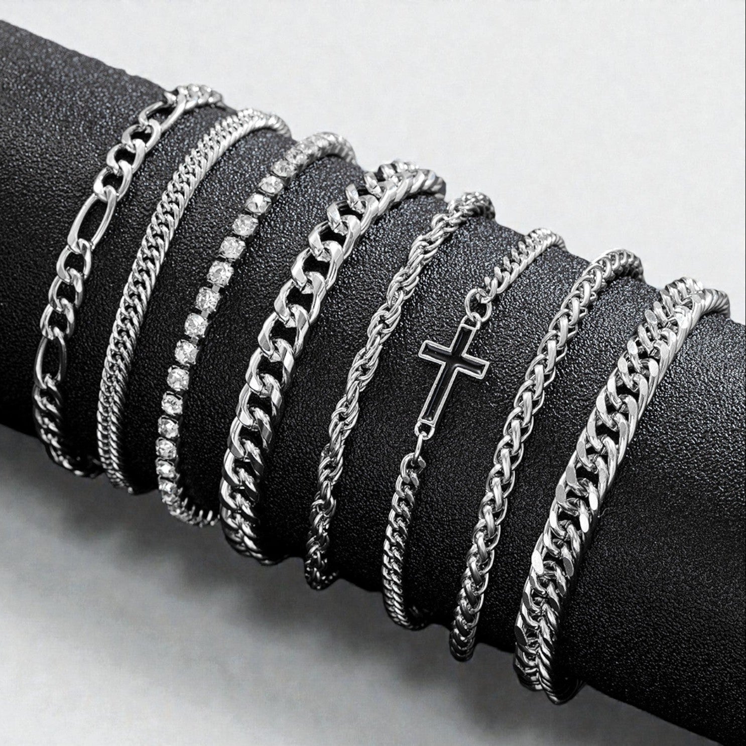 Conjunto de Pulseiras de Corrente com Cruz