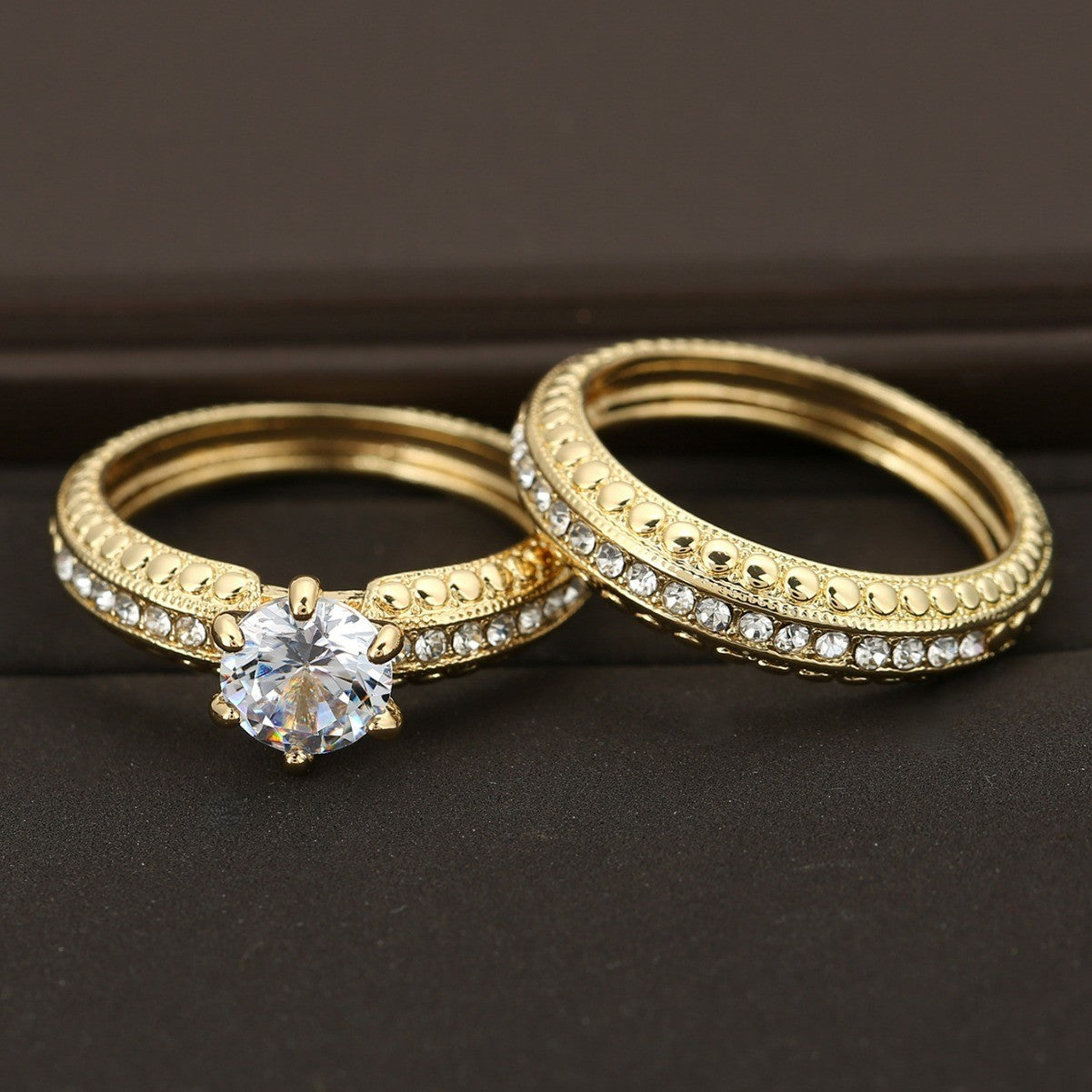 Conjunto de 2 Anéis com Zircónia