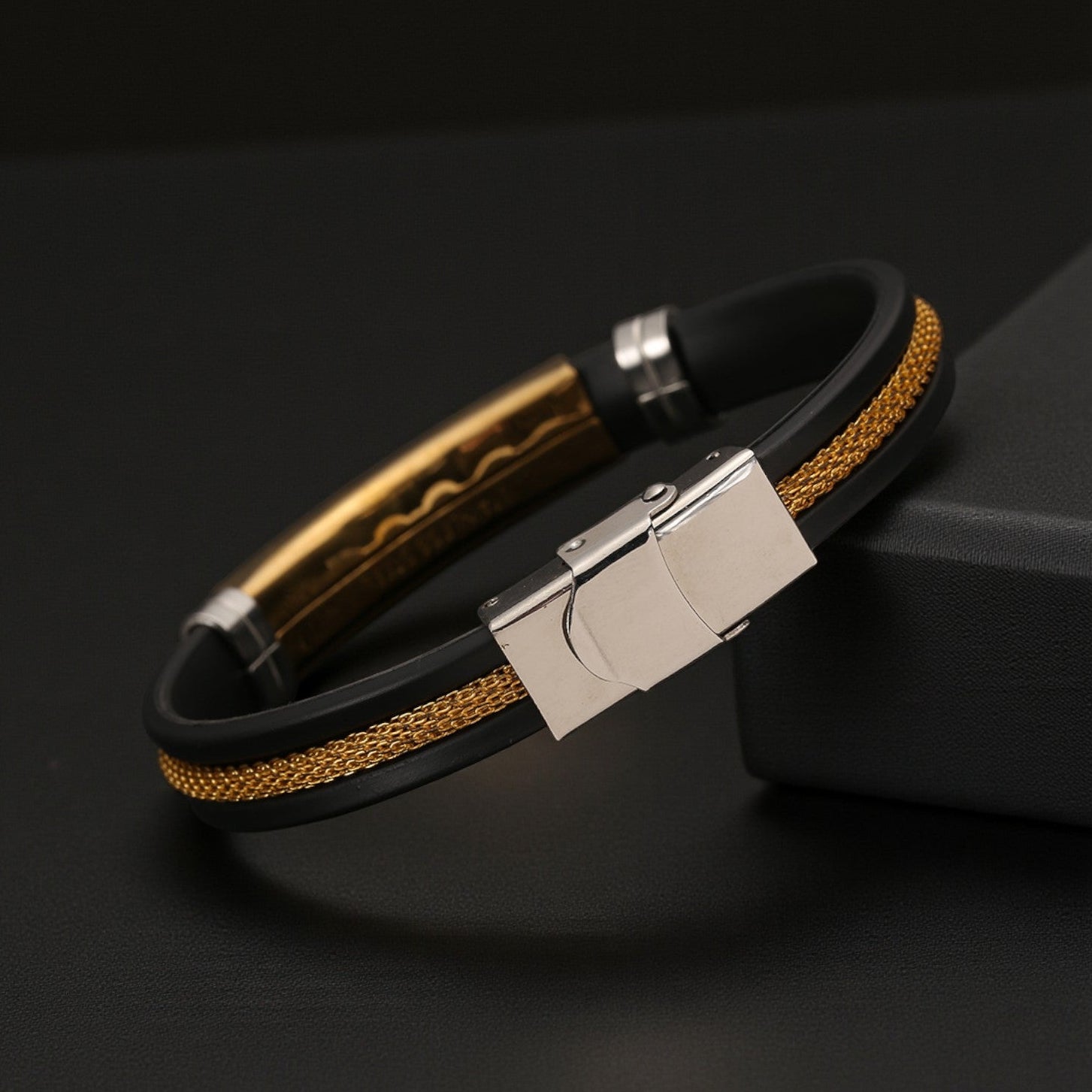 Pulseira em Silicone e Aço Inoxidável