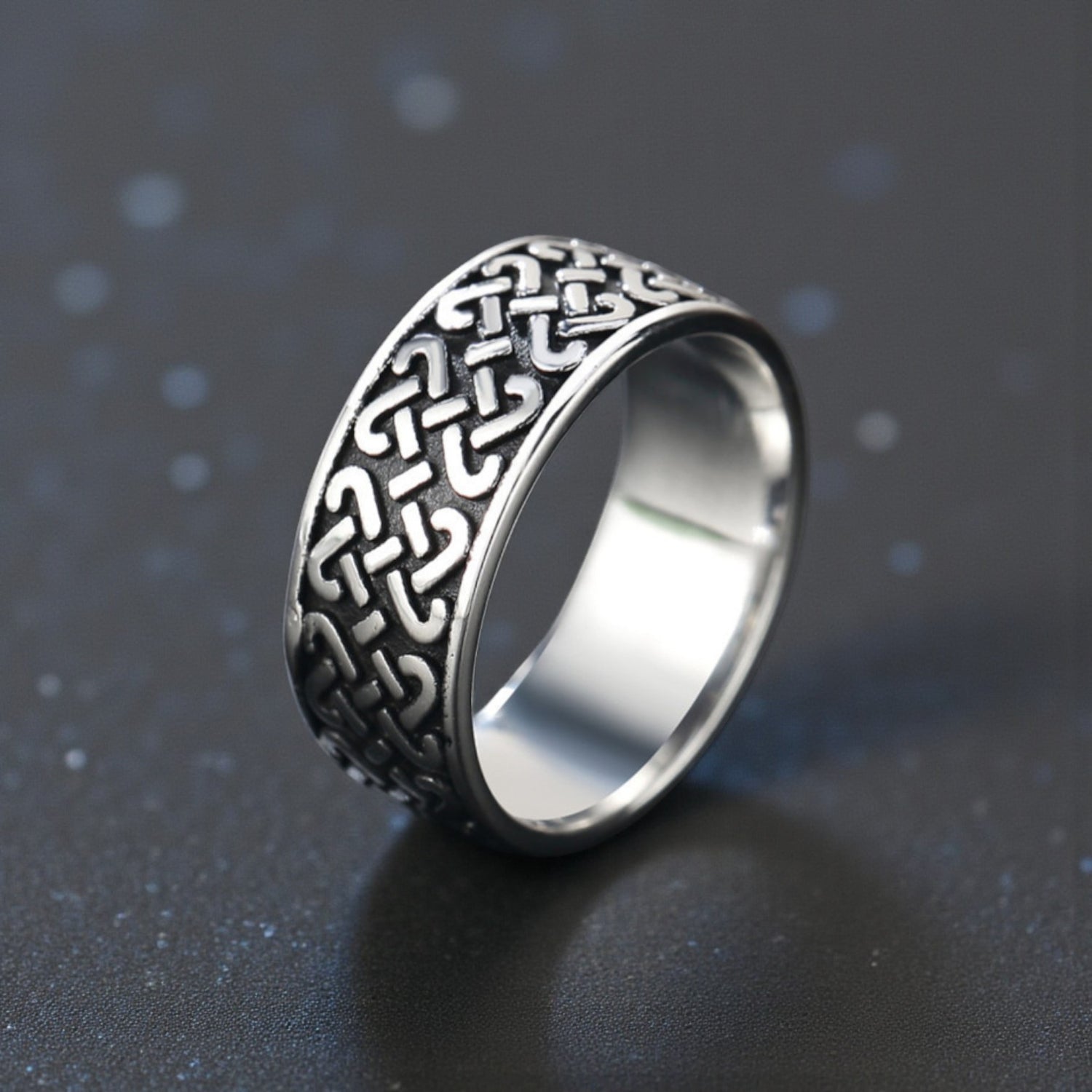 Anel Minimalista em Aço Titânio