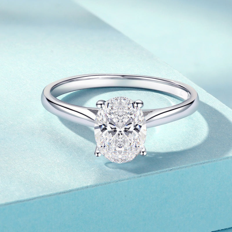 Anel com Zircónia Oval