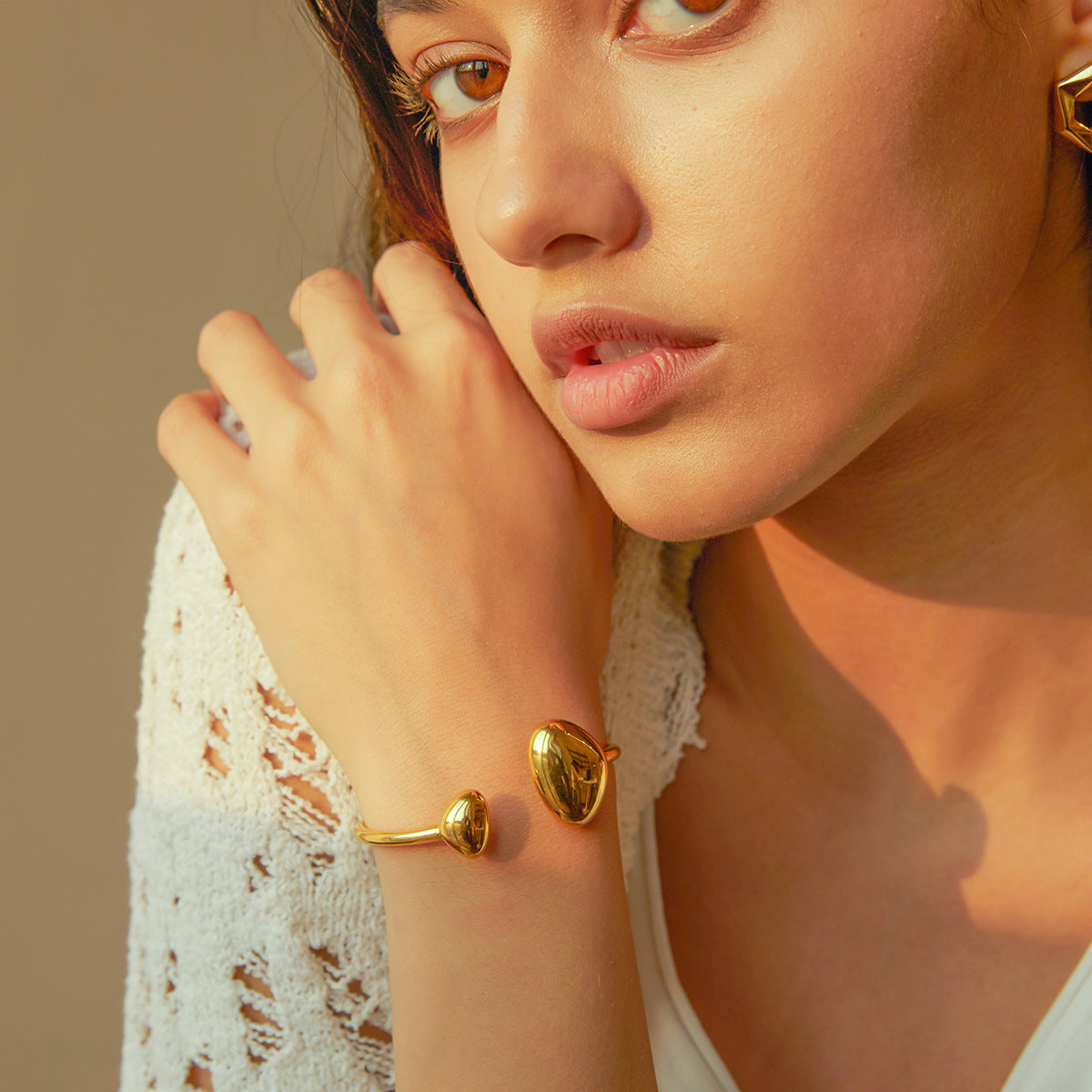 Pulseira Minimalista em Aço Inoxidável