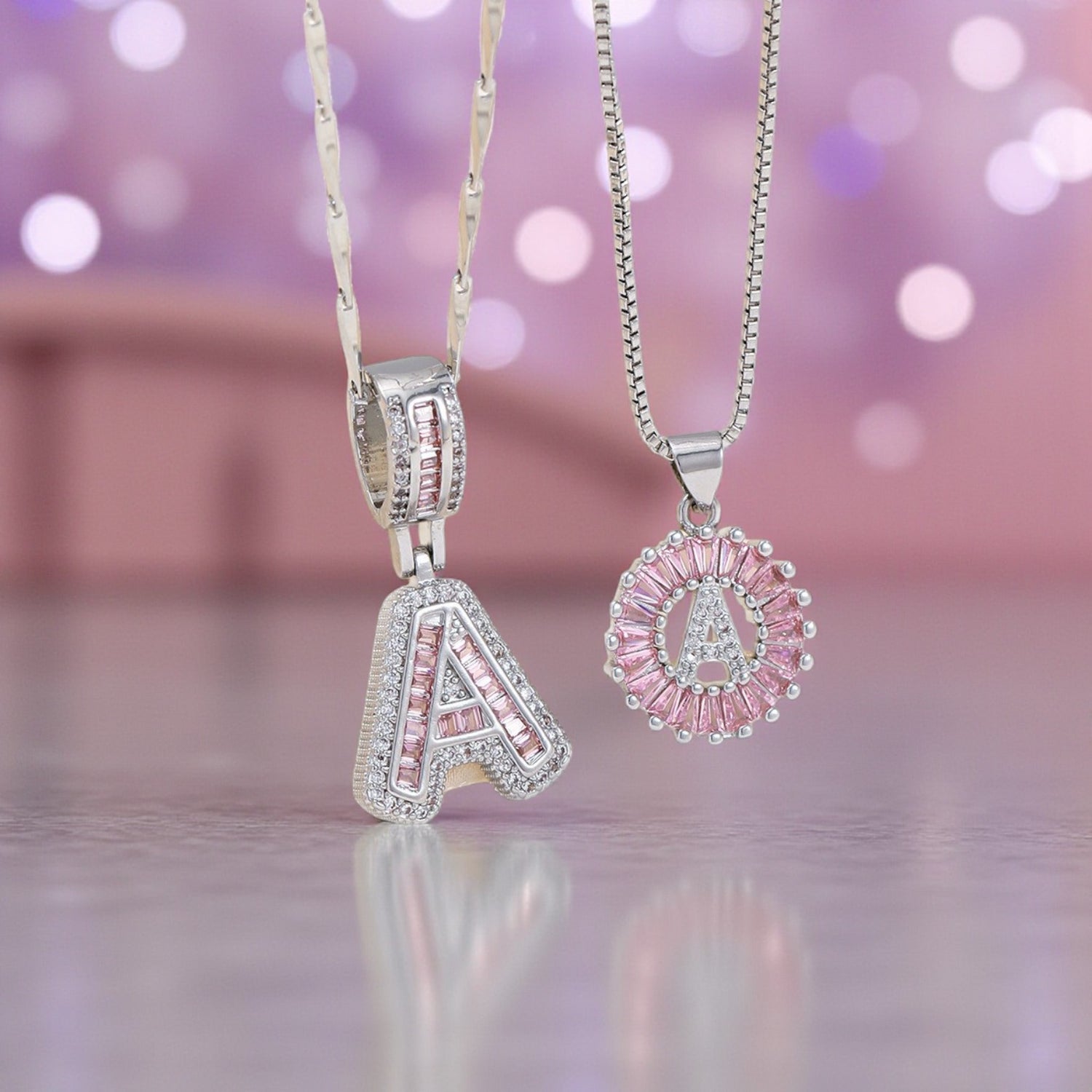 Conjunto de 2 Colares Letra com Zircónias