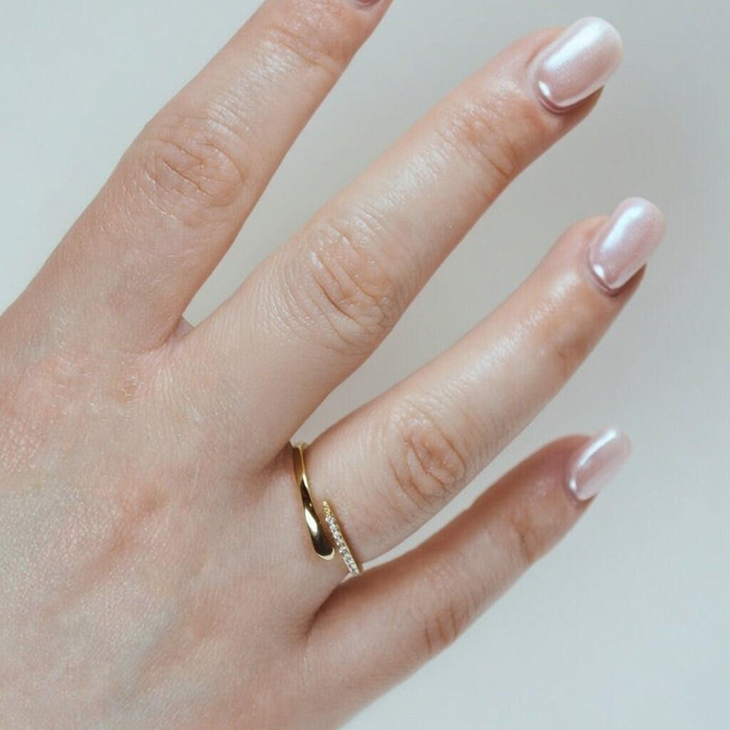 Anel Serene em Prata com Zircónias