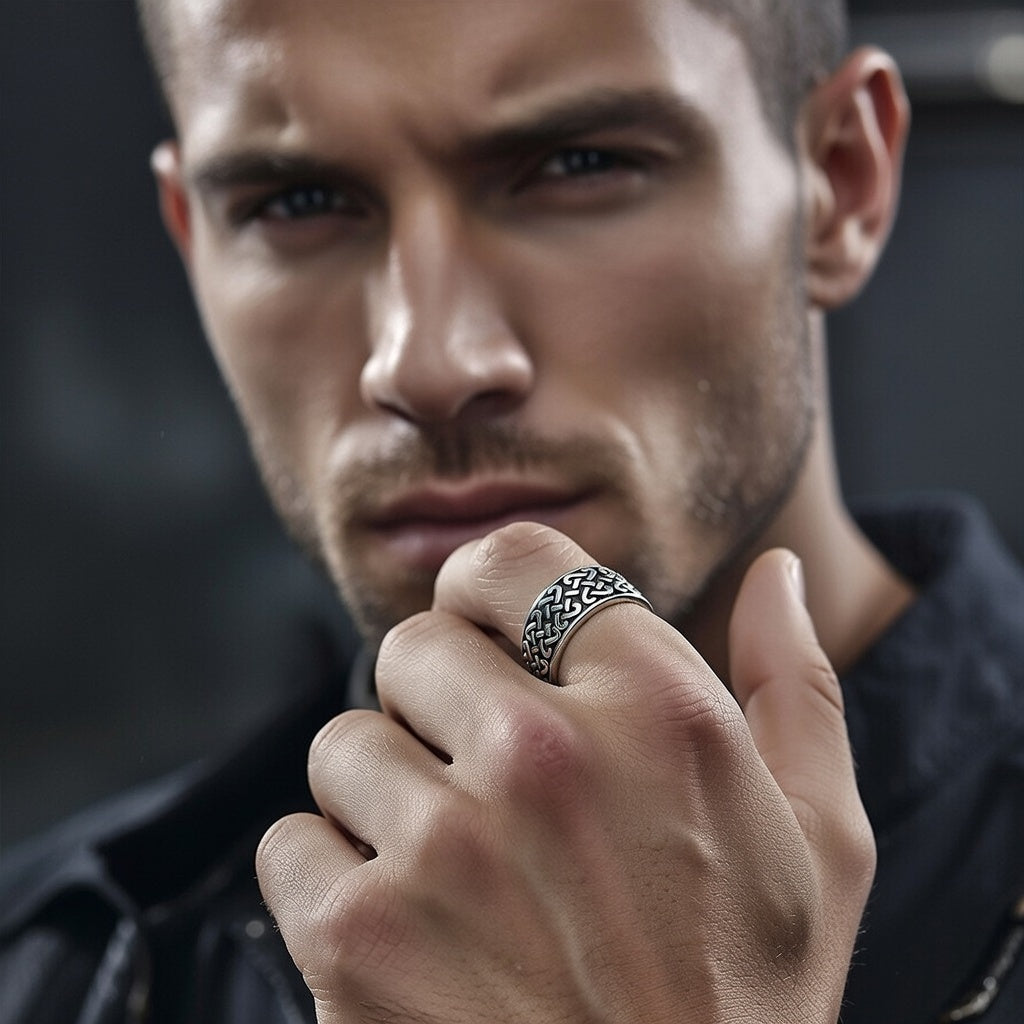 Anel Minimalista em Aço Titânio