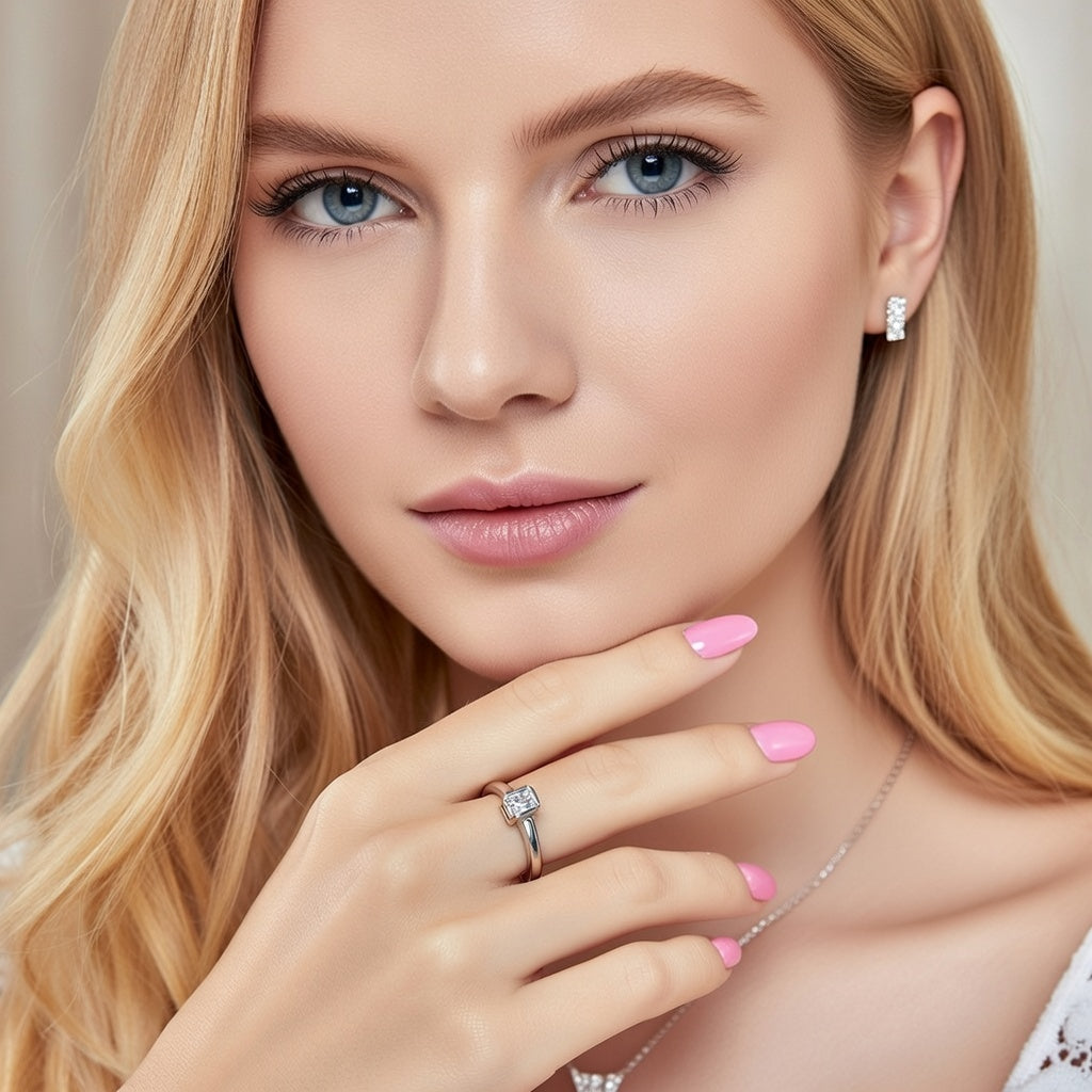 Anel em Prata 925 com Moissanite Octogonal